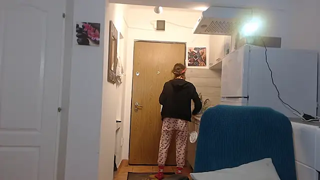 simyhvn online show from February 2025 05:08:01 AM