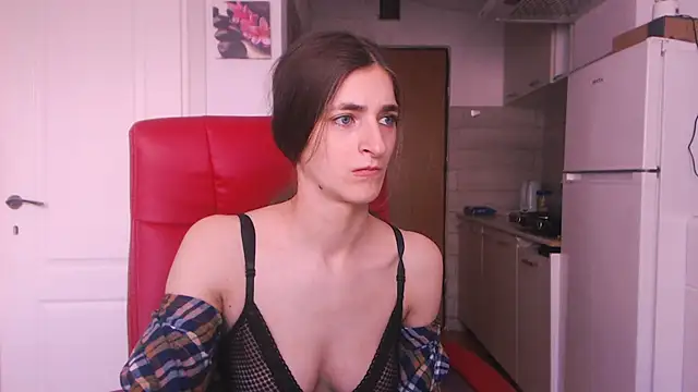 simyhvn online show from December 2025 09:38:01 AM