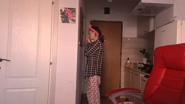 simyhvn online show from March 2026 05:36:02 AM