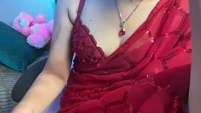 Snapshot of Queen_Angelena chatting on May 2026 05:18:01 PM Queen Angelena online show from May 2026 05:18:01 PM