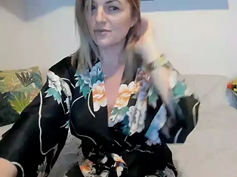 Jadore able online show from February 2025 04:25:01 AM