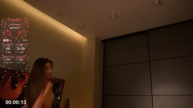 Snapshot of _Miss_Johansson_ chatting on December 2024 09:18:02 PM  Miss Johansson  online show from December 2024 09:18:02 PM