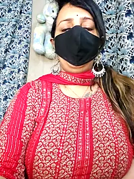 cute-tanvi online show from February 2026 01:22:01 AM