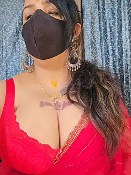 Snapshot of cute-tanvi chatting on May 2026 01:00:01 AM cute-tanvi online show from May 2026 01:00:01 AM