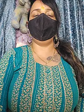 Snapshot of cute-tanvi chatting on May 2026 12:24:01 PM cute-tanvi online show from May 2026 12:24:01 PM