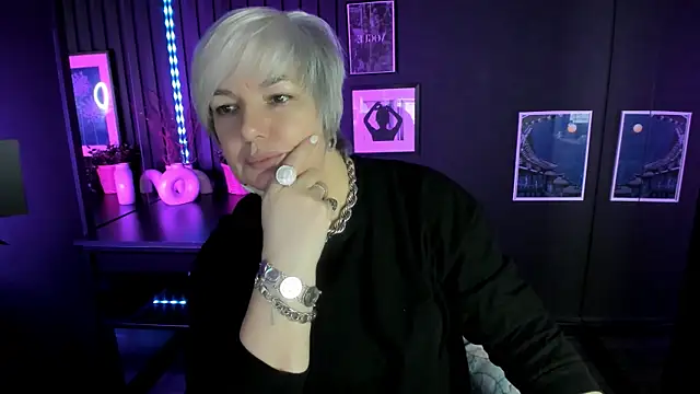 CarmenSoft online show from November 2025 08:35:02 PM