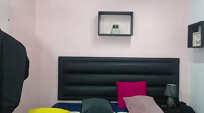 ares sexxx online show from February 2025 03:32:01 PM