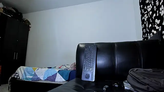 ares sexxx online show from October 2025 03:02:02 PM