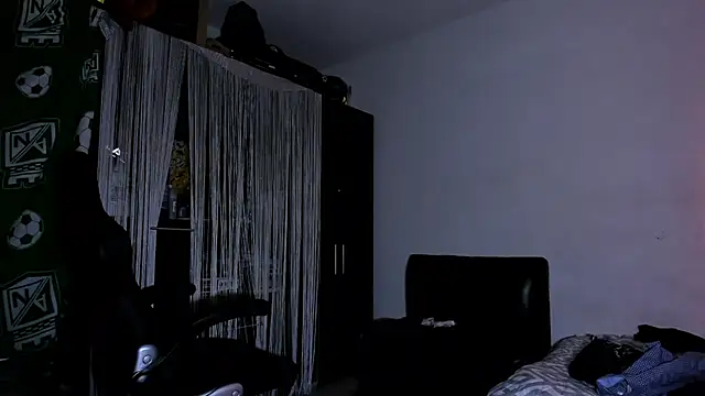 Snapshot of ares_sexxx chatting on June 2026 03:00:02 AM ares sexxx online show from June 2026 03:00:02 AM