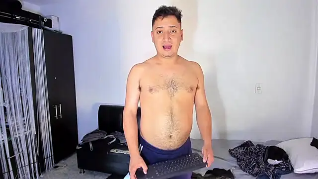 Snapshot of ares_sexxx chatting on June 2026 05:45:01 PM ares sexxx online show from June 2026 05:45:01 PM