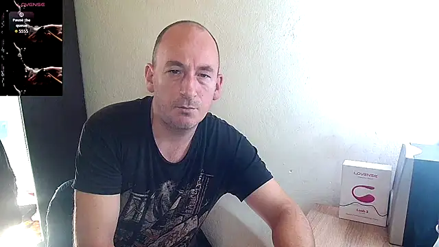 Johan   Barker online show from November 2025 11:42:01 AM