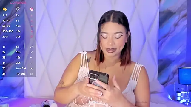DanniaMonroee online show from May 2026 12:12:01 PM
