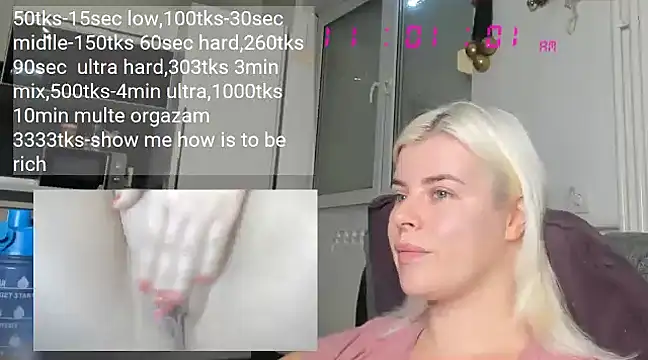 Snapshot of queenofthenighttt chatting on December 2024 10:01:02 AM queenofthenighttt online show from December 2024 10:01:02 AM