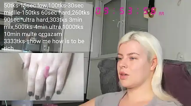 Snapshot of queenofthenighttt chatting on December 2024 08:55:02 AM queenofthenighttt online show from December 2024 08:55:02 AM