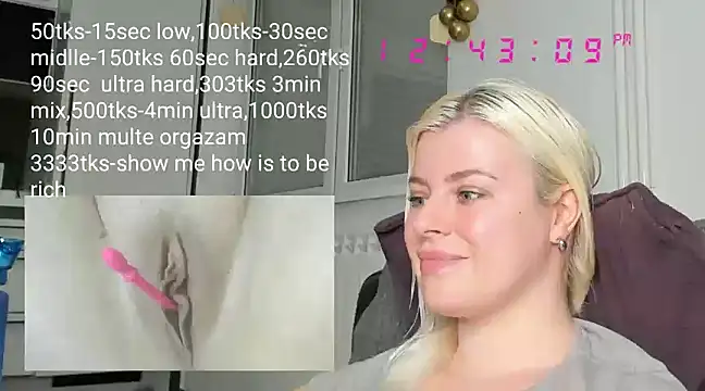 Snapshot of queenofthenighttt chatting on February 2025 11:44:02 AM queenofthenighttt online show from February 2025 11:44:02 AM