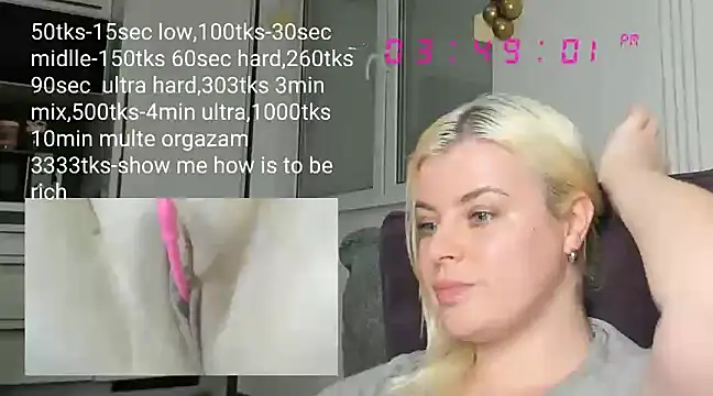 Snapshot of queenofthenighttt chatting on February 2025 02:49:01 PM queenofthenighttt online show from February 2025 02:49:01 PM