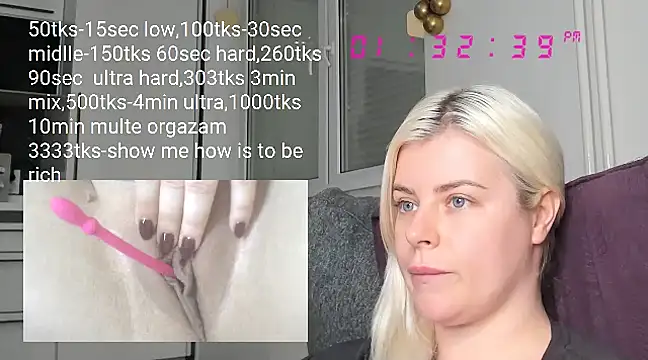 Snapshot of queenofthenighttt chatting on February 2025 12:34:02 PM queenofthenighttt online show from February 2025 12:34:02 PM