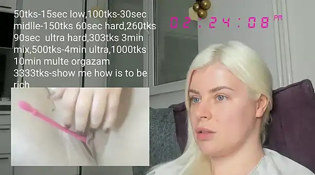 Snapshot of queenofthenighttt chatting on March 2025 01:24:02 PM queenofthenighttt online show from March 2025 01:24:02 PM