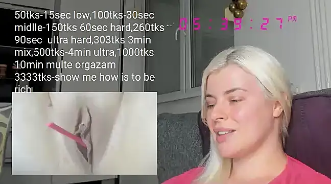 Snapshot of queenofthenighttt chatting on March 2025 04:40:02 PM queenofthenighttt online show from March 2025 04:40:02 PM