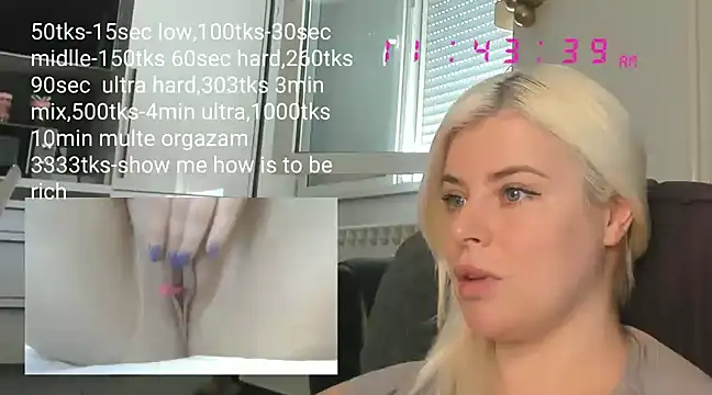 Snapshot of queenofthenighttt chatting on March 2025 10:44:02 AM queenofthenighttt online show from March 2025 10:44:02 AM