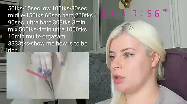 Snapshot of queenofthenighttt chatting on March 2025 03:19:01 PM queenofthenighttt online show from March 2025 03:19:01 PM