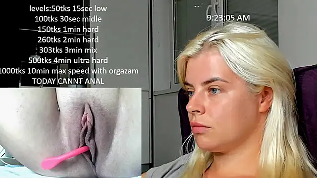 Snapshot of queenofthenighttt chatting on September 2025 07:21:02 AM queenofthenighttt online show from September 2025 07:21:02 AM