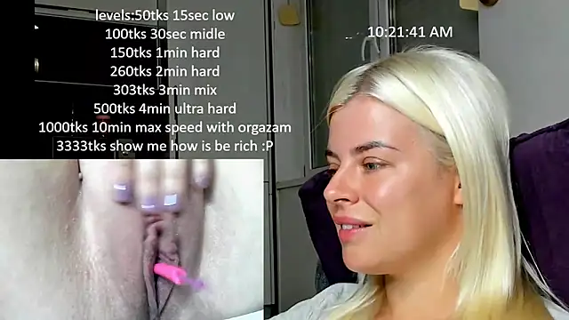 Snapshot of queenofthenighttt chatting on October 2025 08:22:01 AM queenofthenighttt online show from October 2025 08:22:01 AM