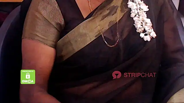 Snapshot of Novapol chatting on December 2024 06:05:01 PM Novapol online show from December 2024 06:05:01 PM