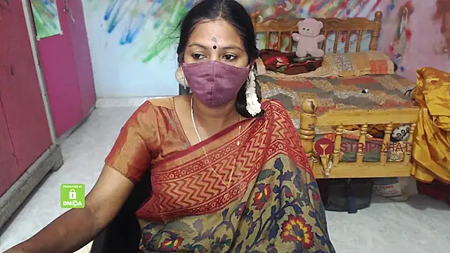 Snapshot of Novapol chatting on October 2025 05:36:02 AM Novapol online show from October 2025 05:36:02 AM