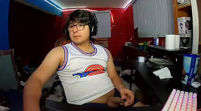 Nathanroberts111 online show from January 2025 05:05:01 AM