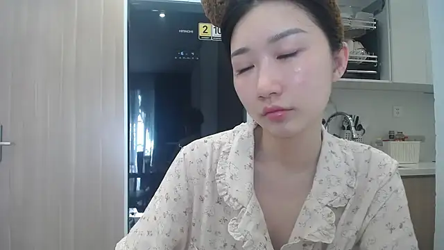 Asiagirll online show from June 2026 12:35:02 AM