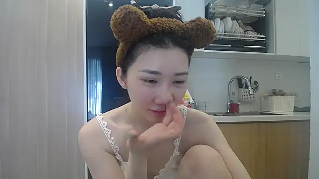 Snapshot of Asiagirll chatting on June 2026 01:50:02 AM Asiagirll online show from June 2026 01:50:02 AM