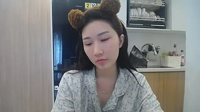 Snapshot of Asiagirll chatting on July 2026 06:58:02 AM Asiagirll online show from July 2026 06:58:02 AM