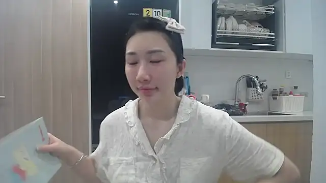Snapshot of Asiagirll chatting on July 2026 03:40:01 PM Asiagirll online show from July 2026 03:40:01 PM