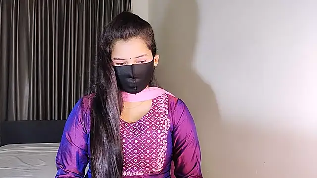 Snapshot of YourLovelyQueen chatting on March 2025 03:46:02 AM YourLovelyQueen online show from March 2025 03:46:02 AM