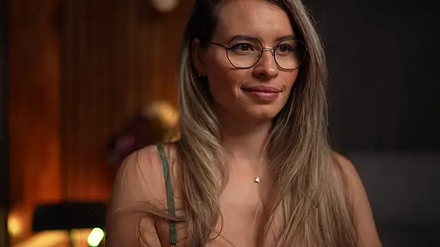 BrandyWhite online show from March 2025 08:08:01 AM