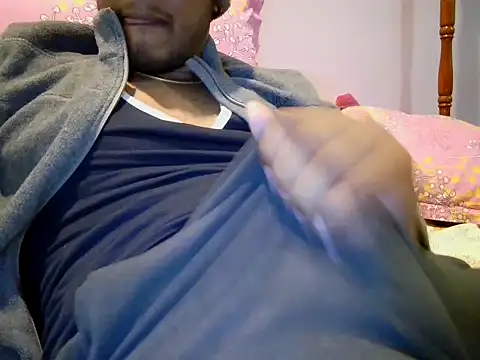 piratess online show from December 2024 01:02:02 AM