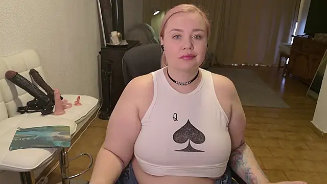 MargotGrey online show from November 2025 11:36:02 AM