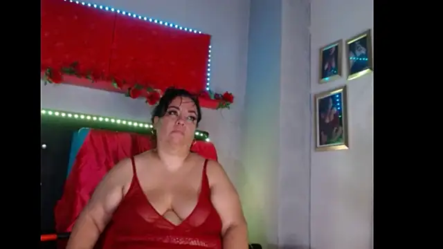 Snapshot of -helen chatting on January 2025 05:44:02 AM -helen online show from January 2025 05:44:02 AM
