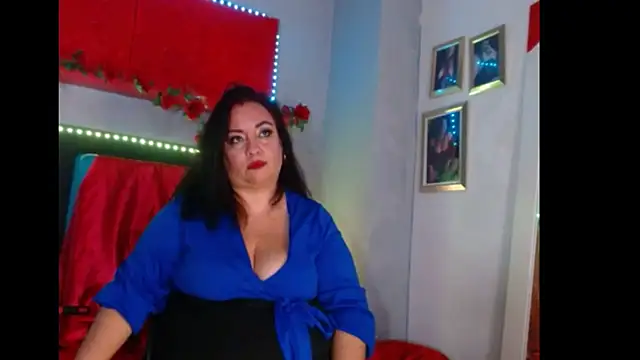 Snapshot of -helen chatting on January 2025 04:04:02 AM -helen online show from January 2025 04:04:02 AM