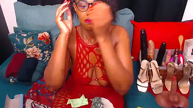 sexybootylicious online show from October 2025 09:08:01 AM