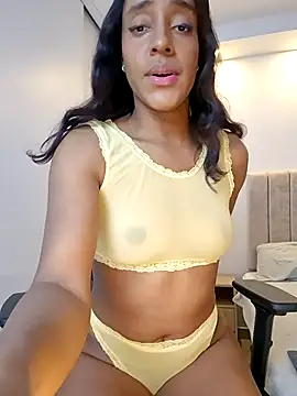 Snapshot of Maya_Lewis chatting on June 2026 10:03:02 PM Maya Lewis online show from June 2026 10:03:02 PM