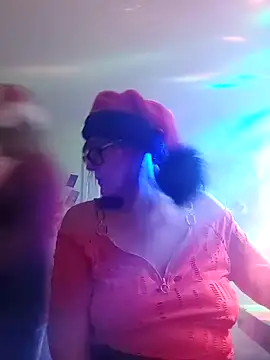 COUPLE4VOYEUR01 online show from December 2024 08:00:01 PM