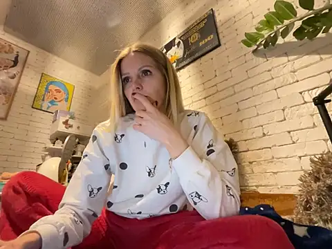 Angel girllovemy online show from February 2025 04:05:02 PM