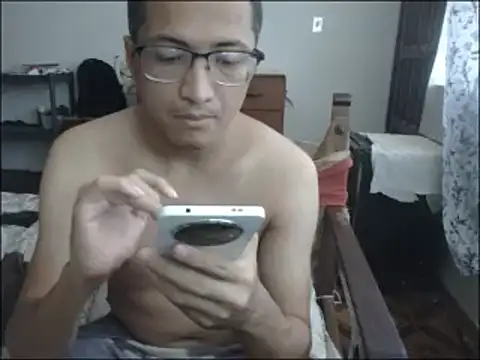 Mghty-cockl88 online show from March 2025 02:48:01 PM