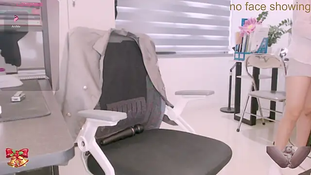 Shyn   online show from November 2025 04:59:02 AM