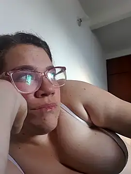 karlythothxh online show from September 2025 09:31:01 PM