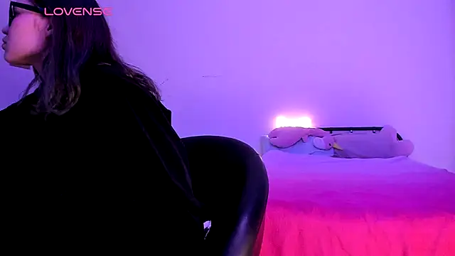 Snapshot of Milena_joline chatting on October 2025 02:42:02 PM Milena joline online show from October 2025 02:42:02 PM