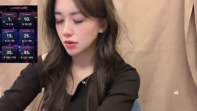 Tw Zoella online show from January 2025 04:24:01 PM