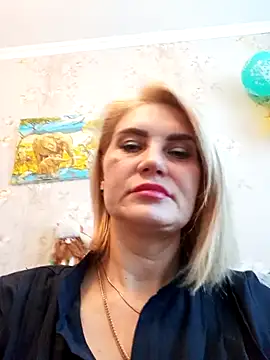 Snapshot of JennyOMay chatting on February 2025 04:06:01 AM JennyOMay online show from February 2025 04:06:01 AM